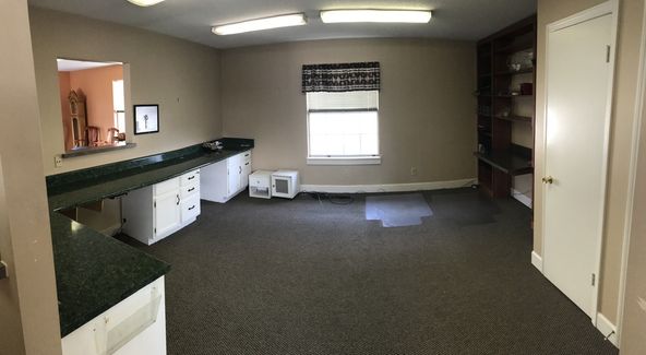 Office For Sale: 2130 Chambliss Ave NW, Cleveland, TN 37311